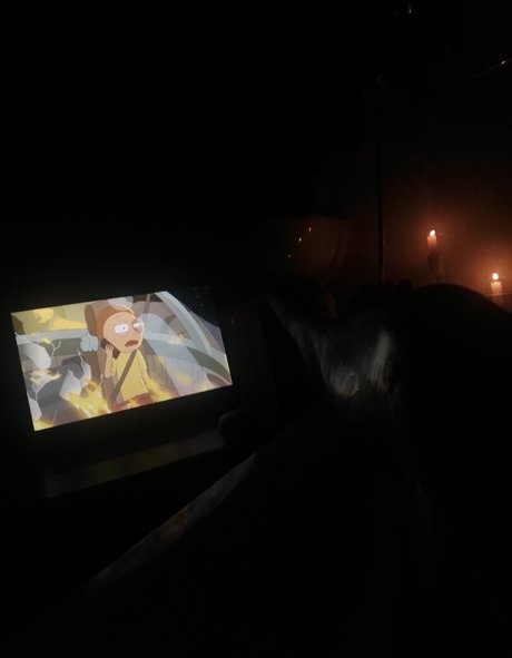 Olya Holmes model nudes pic