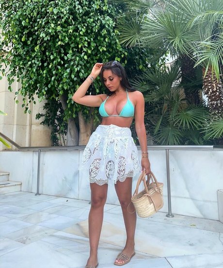 Paige Thorne porn star images