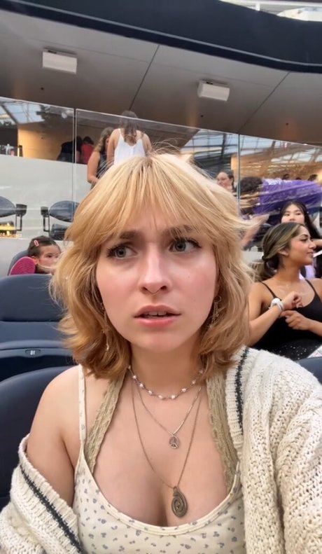 soupytime sexy actress gallery