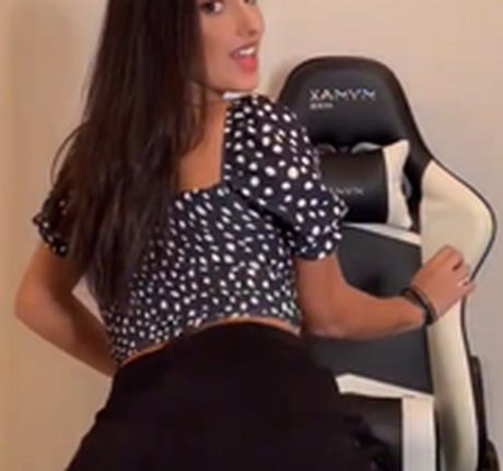 Pamm Bigo perfect pornstar pictures