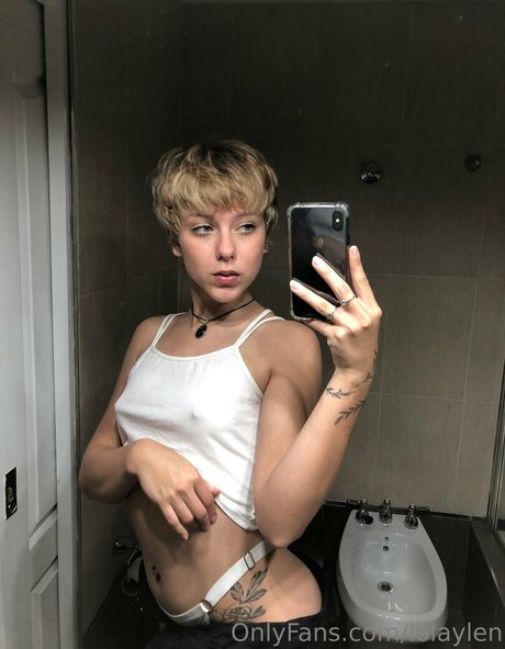 lolaylen star erotic photos