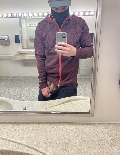 heyitskalen star high quality img