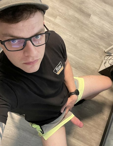 heyitskalen sexy model gallery