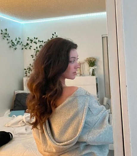 imsiiimone best actress img