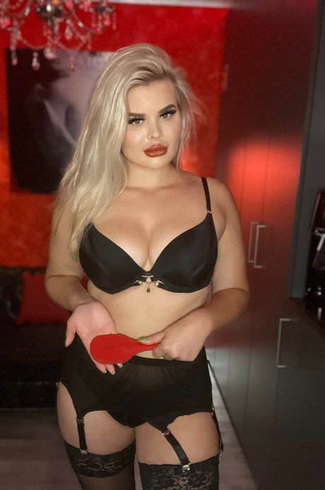 Lady Lucia Lucifa naked actress pics