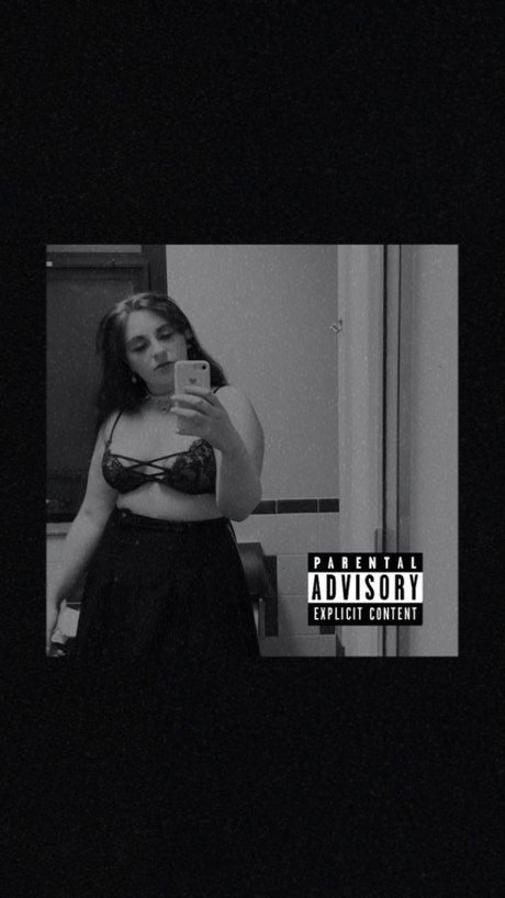 mara ur thicc goth gf exclusive pornstar pic