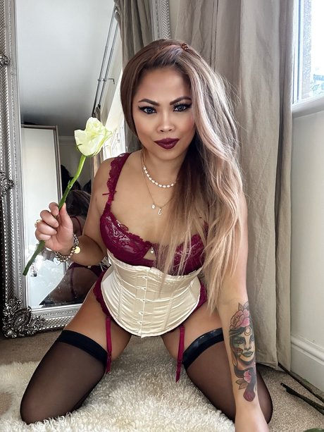 LadyAi pornstar naked image