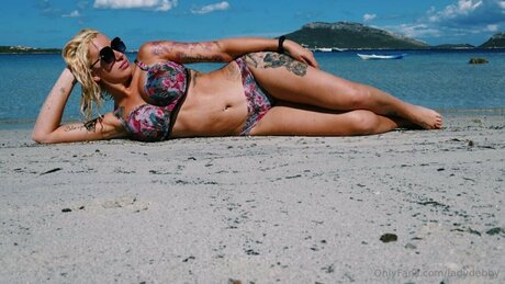 Lady Debby model best pics