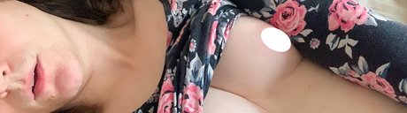 Robyn Hartz star hot picture