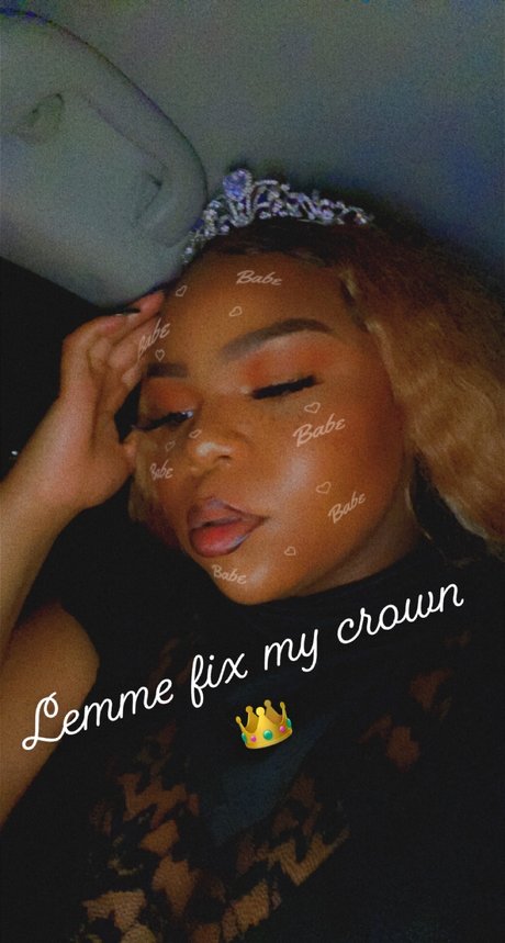 GoddessLuxx beautiful star pic