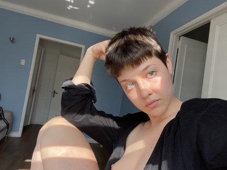 Iggy M_ high quality pornstar pics