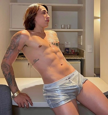 Matheus Henrique model nude galleries