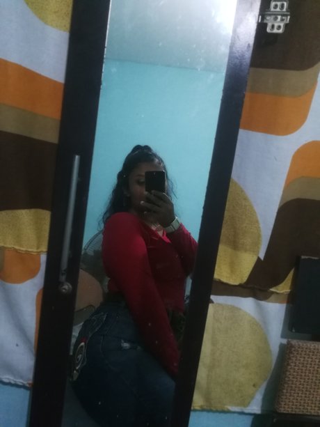 Kenia Morales hot model galleries