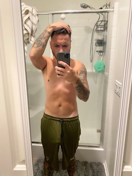 Daddy s Home model perfect img