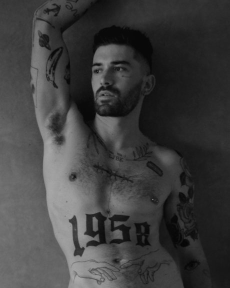 Chris Damned erotic model pics