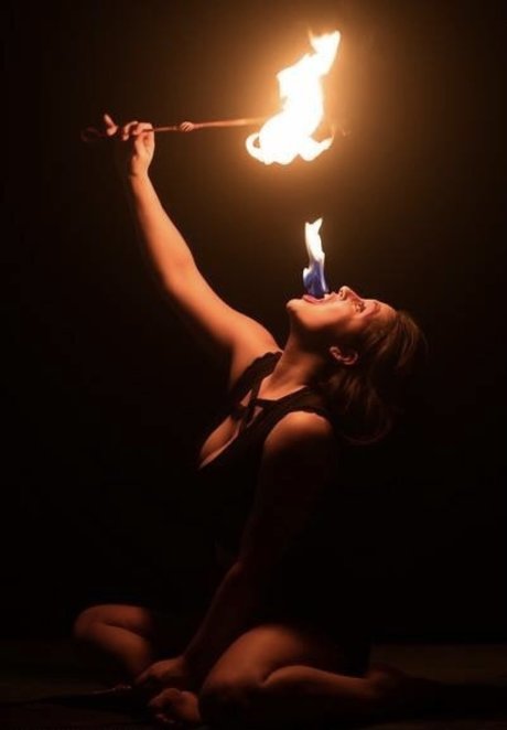 London Amore hd actress pics