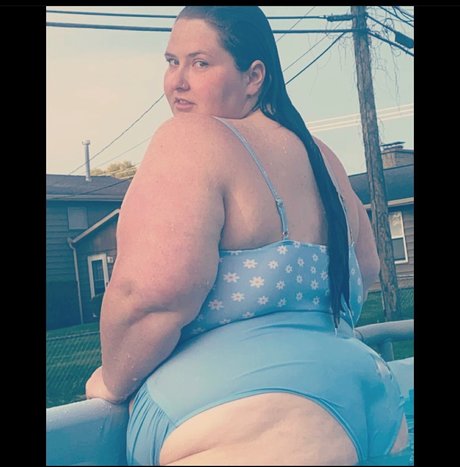 Indie nudes star img