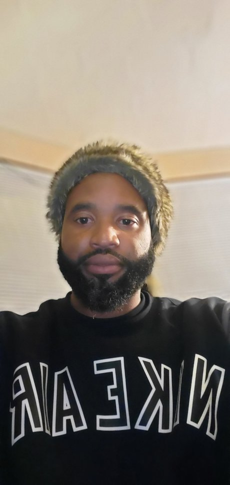 Champmaine model adult img