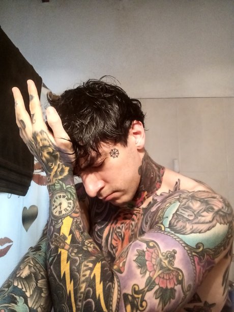 Marshall Perish sex model gallery