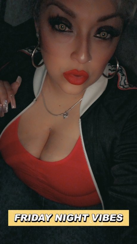 La Rubia SwaGgz model naked galleries