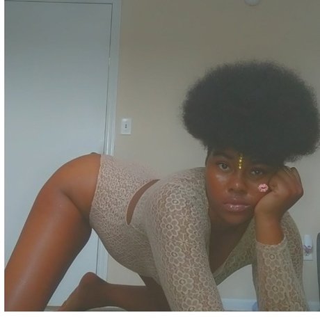 SEXY ROBOT_ xxx model image