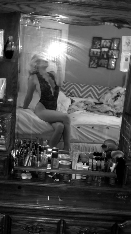 Georgia Love adult model photos