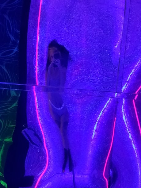 Mixie Marie_ nudes star pictures