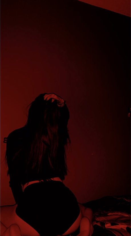 Savannahxx erotic pornstar img