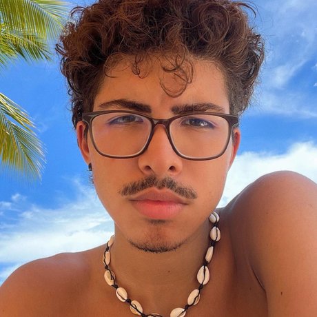 Sebas N S_ star free photos