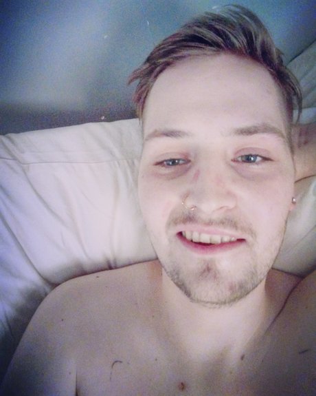 XakXimhunglookin4fun pornstar exclusive images