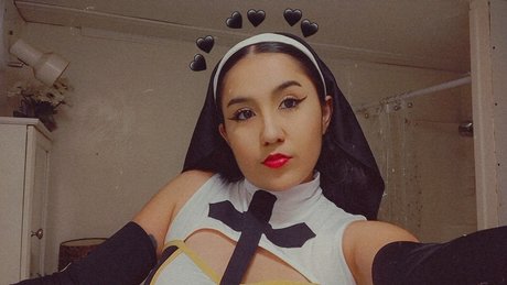 Vause beautiful pornstar image