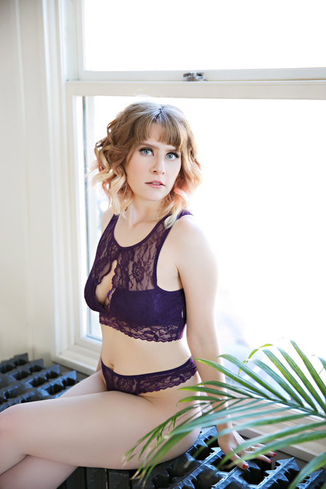 Savannah Chavez Free Petite Quirki nudes actress archive