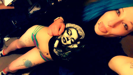 The Cheshire Kitten pretty pornstar galleries