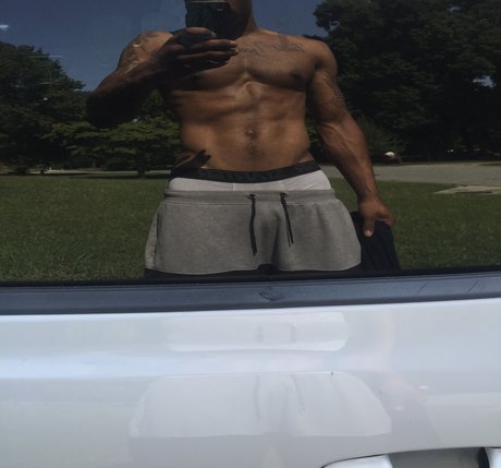 Gbody star nudes image