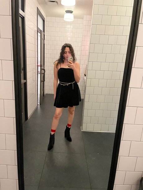 Spicy S_ model porn image