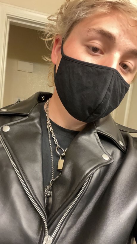 Thembian adult model img