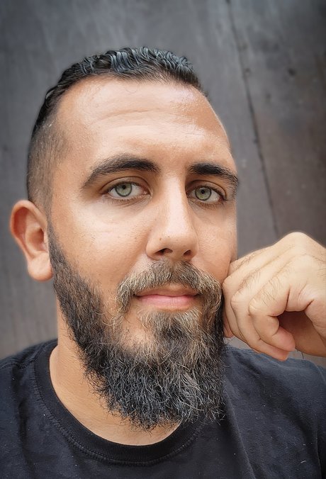 Xander Rune nude model archive