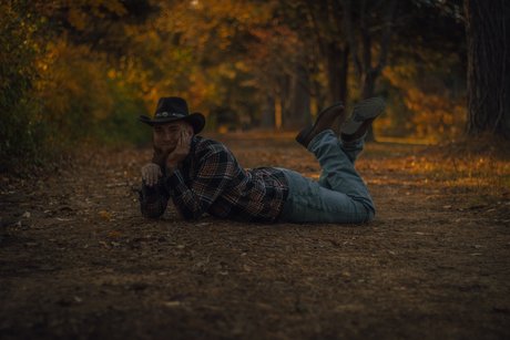 Luke Thighwalker exclusive model pic