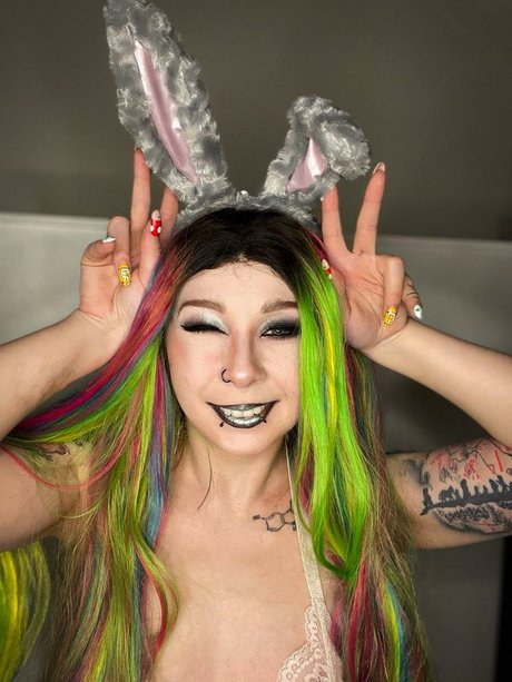 Little Hobbit in the wild hot pornstar picture