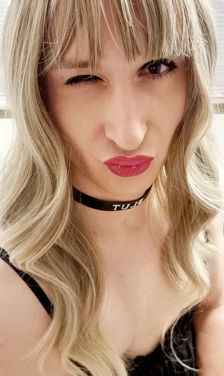 Lexy Lovetoy pornstar art galleries