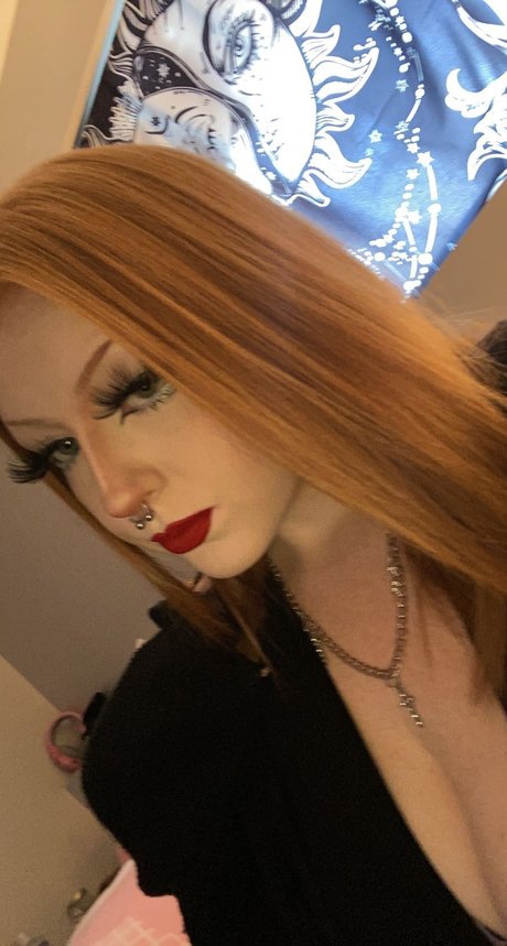 ScarletFever_ hot actress pics