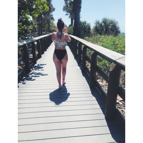 Hannah Moerman naked model image