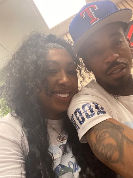 BAYHOOD N TEE_ porn model img