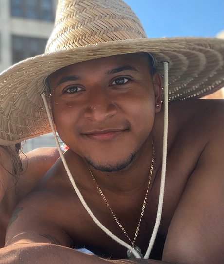 Henry Rojas model beautiful archive