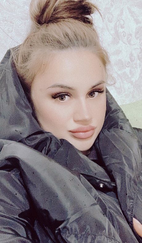 Stefania Ojog xxx pornstar images