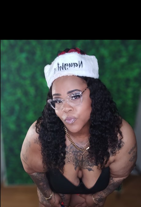 Tatted diamond pornstar beautiful photos