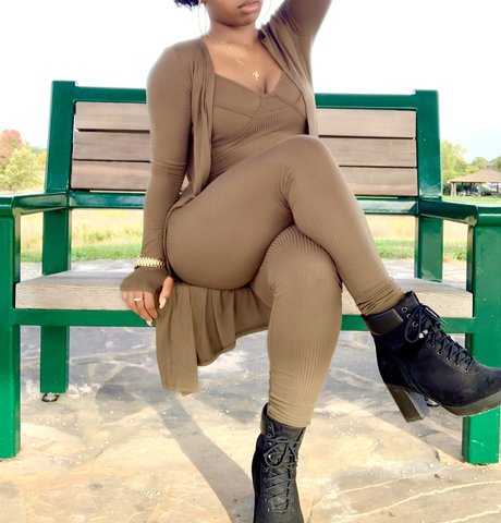 Rah art actress images