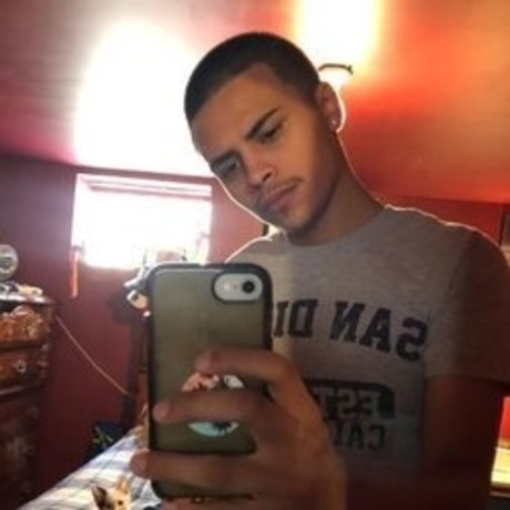 Omar_ perfect model picture