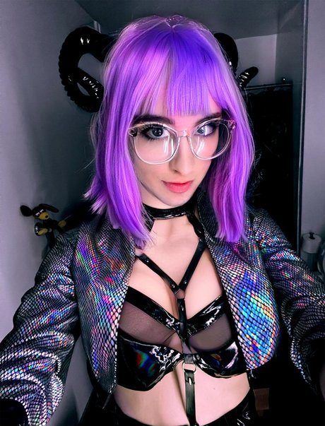 Solara Lux_ model erotic photos