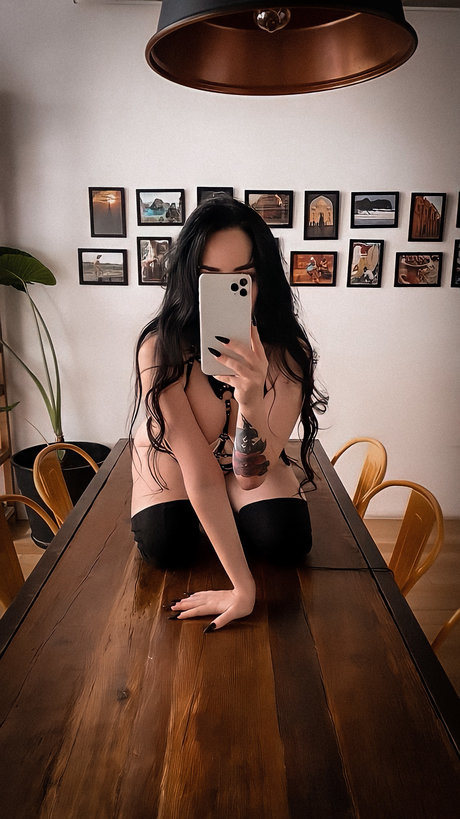 Lilieth Martinez free model galleries